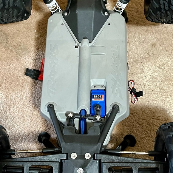 Stampede VXL Brushless--very clean and almost like new - Picture 5 of 9